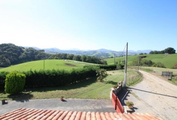 Gite A La Ferme Larranda Suhescun Bagian luar foto
